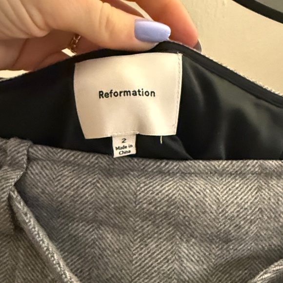Reformation Rory Skirt - Picture 2 of 3